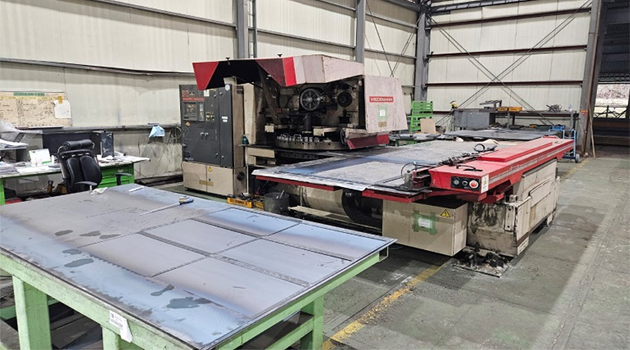 4.5T×1.2m×2.5m cutting capacity